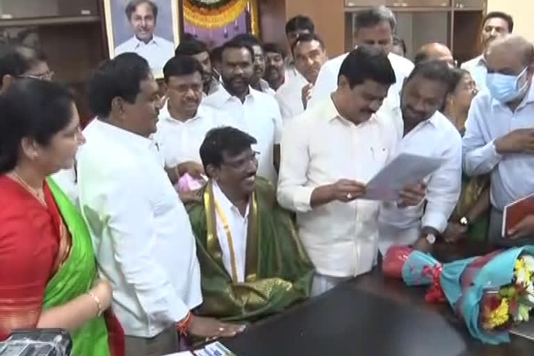 Vemula Prashanth Reddy comments on State Roads Development Corporation Chairman Oath ceremony