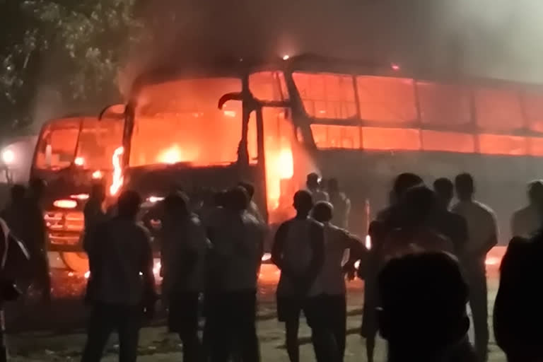 Fire in two passenger buses in Muzaffarpur