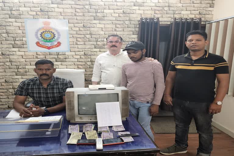 accused arrested in IPL cricket betting in Raigarh