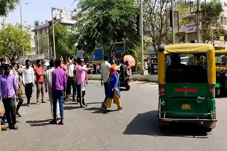 faridabad auto driver protest