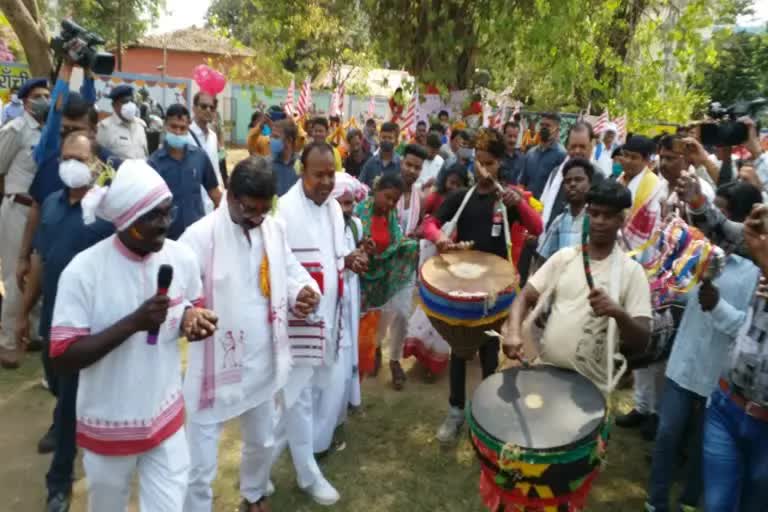 hemant soren in sarhul festival