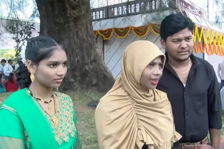 Special pooja in Hindu temple by Muslim Women