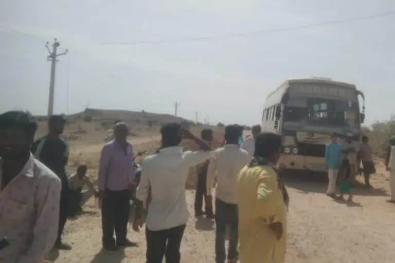 jaisalmer bus electric accident