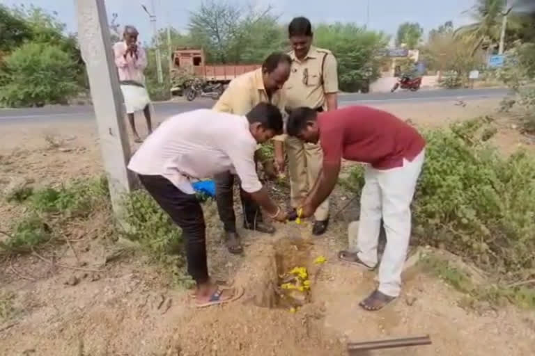 police conducted funerals for  monkey