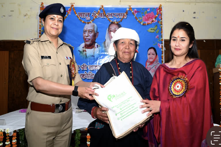 Major Aina Rana honored women in Chamoli