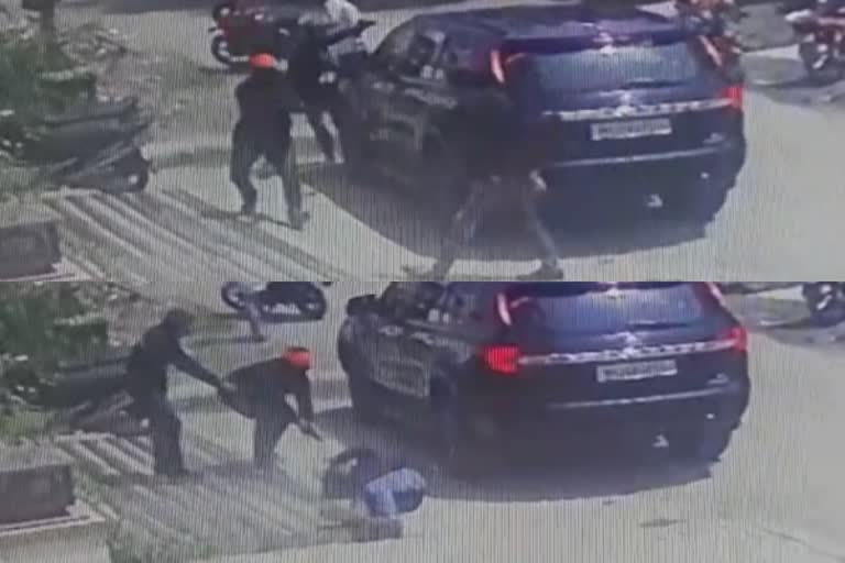 பிரபல தொழிலதிபருக்கு நேர்ந்த கதி; வீட்டின் முன் துப்பாக்கிச்சூடு -  சிசிடிவி காட்சி