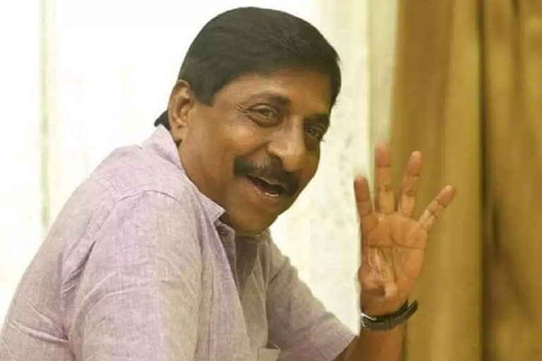 Actor Sreenivasan put on ventilator again, slight improvement in health, says doctors