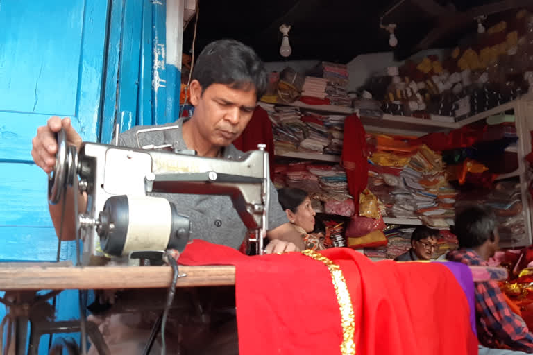 Tailor Ghulam Jilani makes Lord Hanuman flag on Ram Navami in Hazaribag