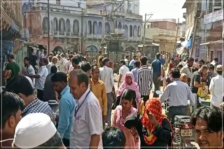 Curfew continues in Karauli for the 6th day