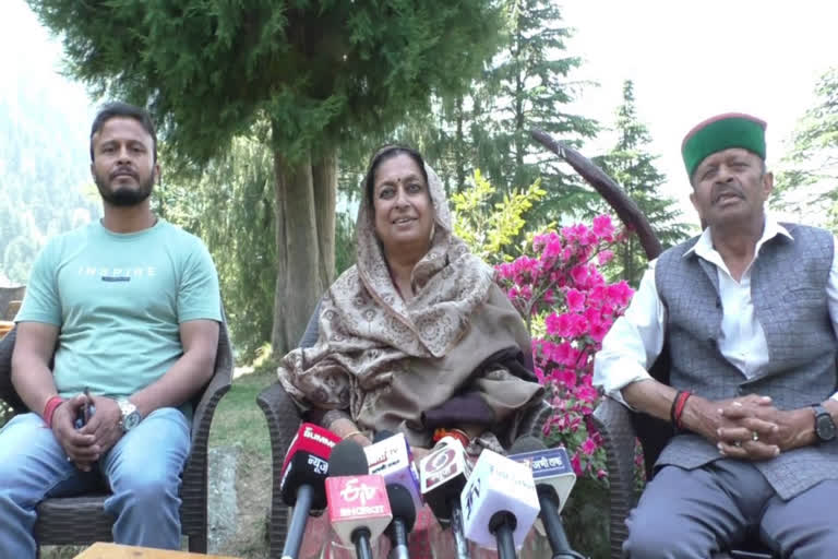 Asha Kumari on cm jairam thakur