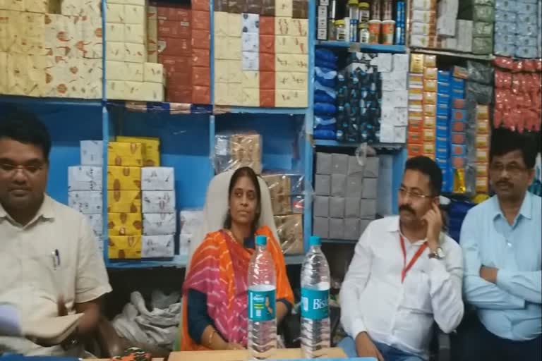 Income tax team raid in Katni