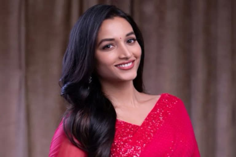 kgf 2 heroine Srinidhi shetty