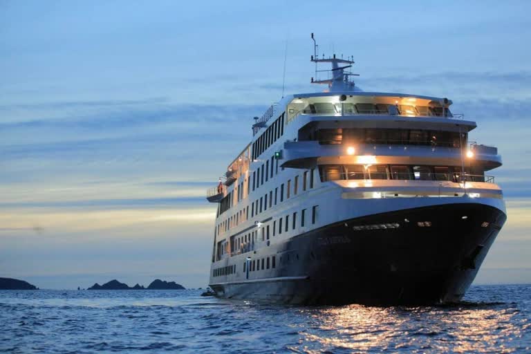 இந்திய கடல் எல்லைக்குள் அத்துமீறி நுழைந்த ஈரான் கப்பல்?