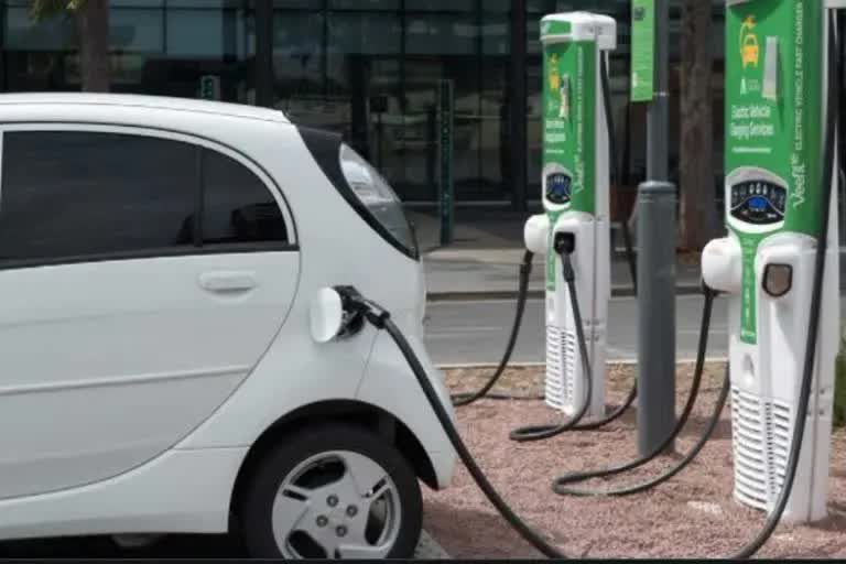 ev retail sales report