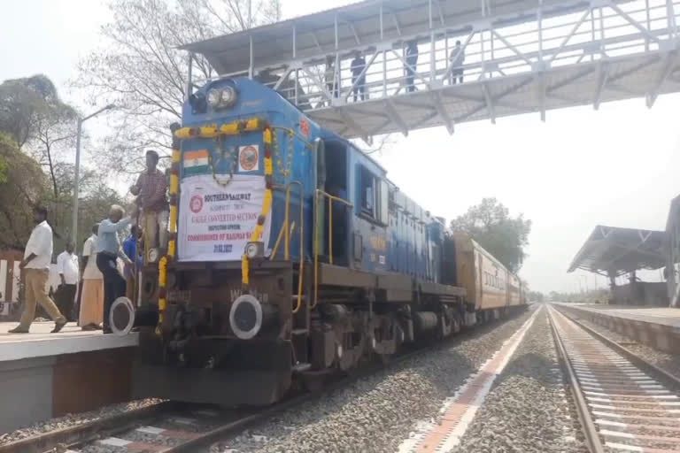 southern railway  indaian railway  train test run  മധുര ബോഡിനായ്‌ക്കന്നൂര്‍ ട്രെയിന്‍  ആണ്ടിപ്പെട്ടി തേനി അതിവേഗട്രെയിന്‍  Andipetti Theni high speed train