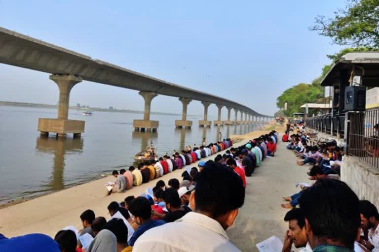 கங்கை நதிக்கரை இளைஞர்களும் தொழிலதிபர் ஹர்ஷ் கோயங்கா ட்வீட்டும்