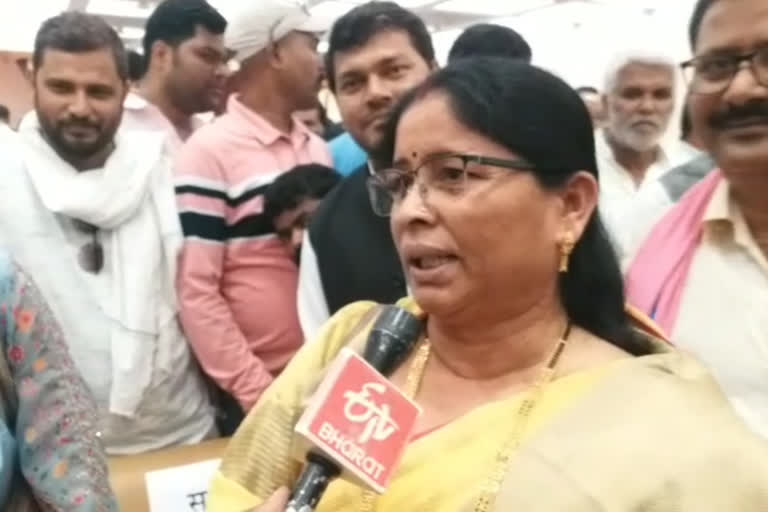 Madhubani MLC ambika gulab yadav took oath in patna