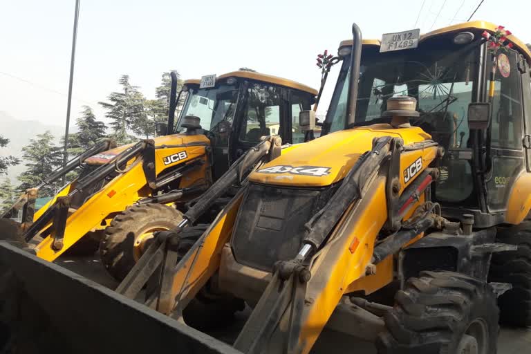 two jcb machine seize