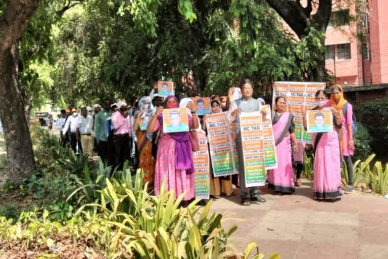 NIOS DElEd teachers protest