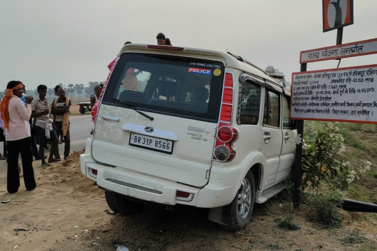 Two policemen injured in road accident in Nalanda