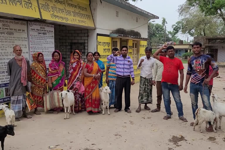 Protest for Permanent Veterinarian in Malda