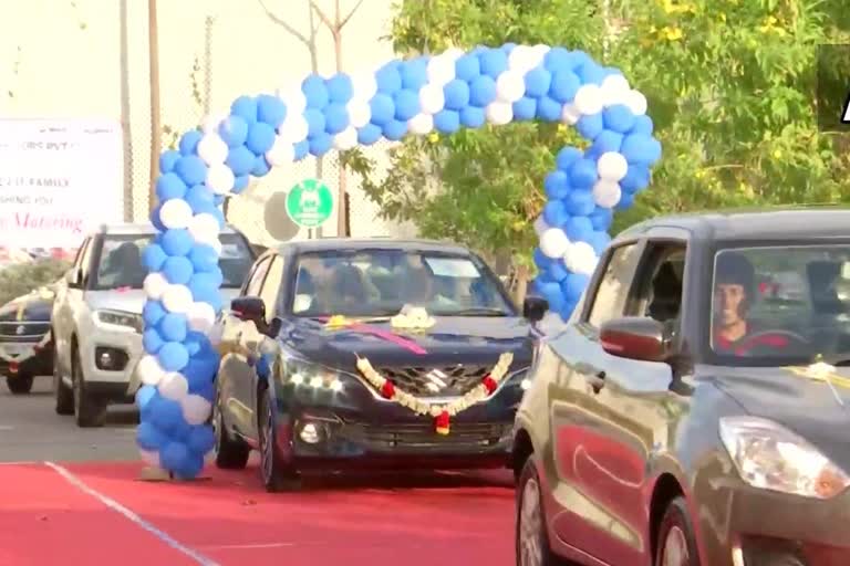 gifts 100 Maruti cars to 100 employees