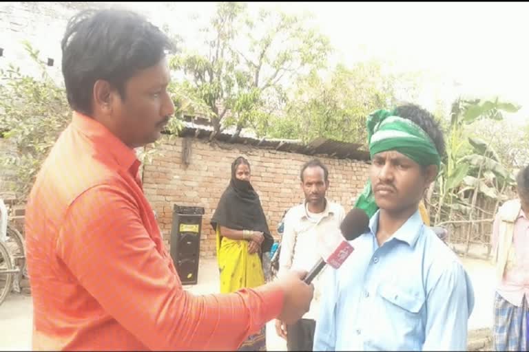 12 ஆண்டுகளுக்குப் பிறகு திரும்பிய கணவன்.. இறந்து விட்டதாக நினைத்த குடும்பத்தினர் மகிழ்ச்சி!