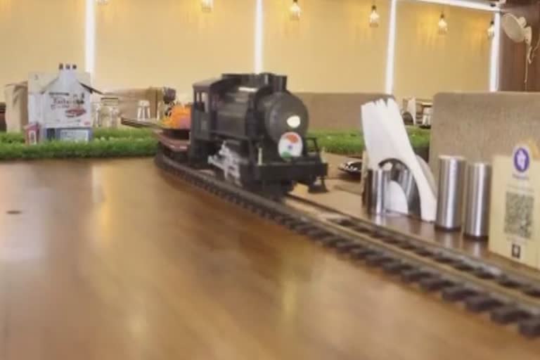 Gujarat: Surat restaurant serves food on toy trains