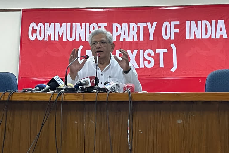 Yechury slams Centre for Hindutva politics, rising prices, hints at 'regional alliances'