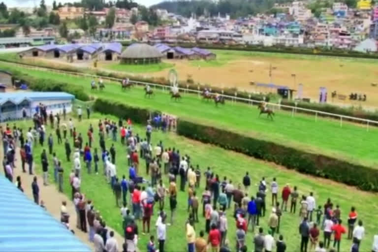 ooty horse race  horse race  135th horse race held in ooty  குதிரை பந்தயம்  உதகை குதிரை பந்தையம்  ஊட்டியில் குதிரை பந்தையம்  135ஆவது குதிரை பந்தயம்