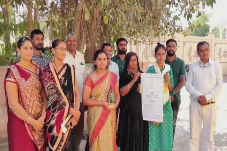 Jal Shakti Award 2022: ગુજરાતના આ ગામે કરી વધુ એક કમાલ, જળસંચય ક્ષેત્રે પશ્ચિમ ભારતના બીજા નંબરના શ્રેષ્ઠ ગામનો મળ્યો એવોર્ડ