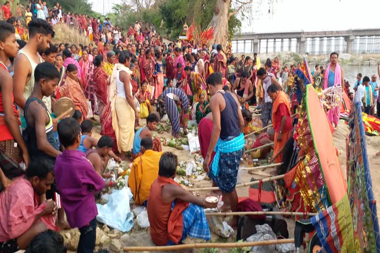 ବିଷୁବ ସଂକ୍ରାନ୍ତିରେ ଉଦଯାପିତ ହେଲା ବୌଦ୍ଧର ଦଣ୍ଡଯାତ୍ରା