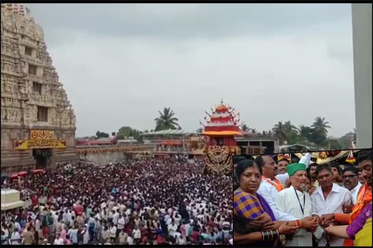 Quran recitation before chariot procession in Belur chennakeshava swamy fest