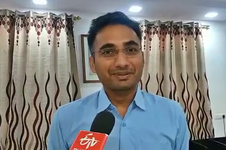 IAS Gaurav Agarwal takes over as Director of Education