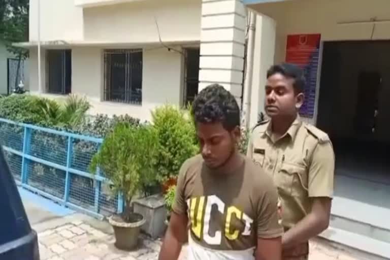 Deaf Minor Girl Molestation