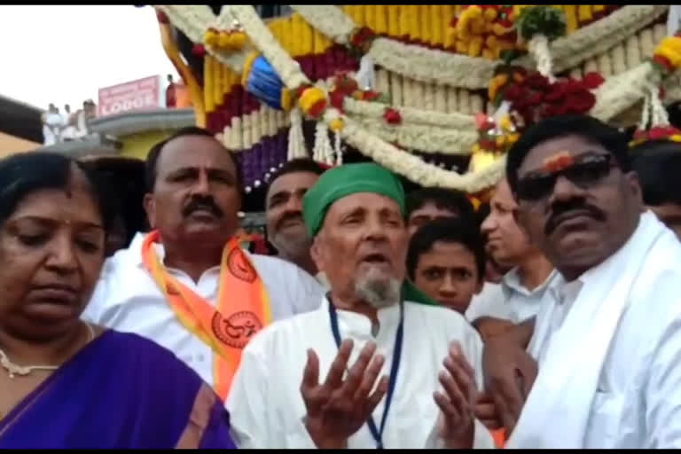 Temple continues tradition of Quran recitation before moving the chariot in Karnataka