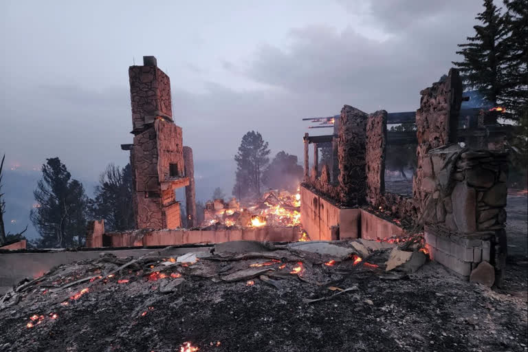 New Mexico village seeks prayers as deadly wildfire rages  ന്യൂമെക്‌സിക്കോയില്‍ തീപിടിത്തം  മെക്‌സിക്കോ:  കാട്ടുതീ  തിപിടിത്തം