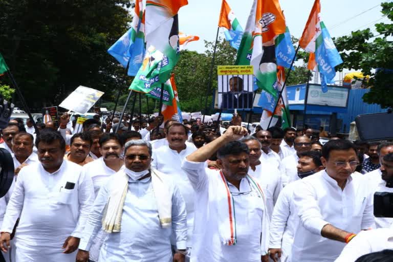 State Congress protests against KS Eshwarappa