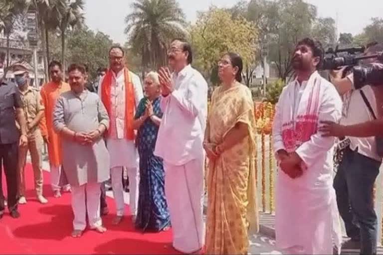 Venkaiah Naidu Varanasi Tour