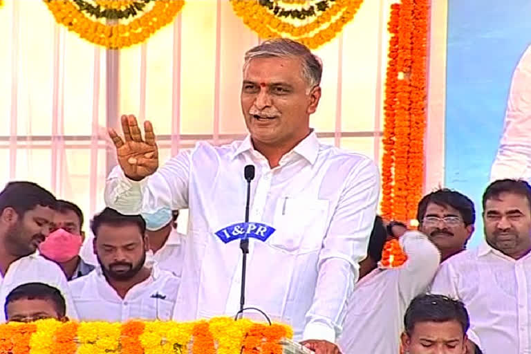 Harish Rao Comments: 'కేంద్రంలోని భాజపాను గద్దె దింపితేనే ధరలు అదుపులోకి వస్తాయి'