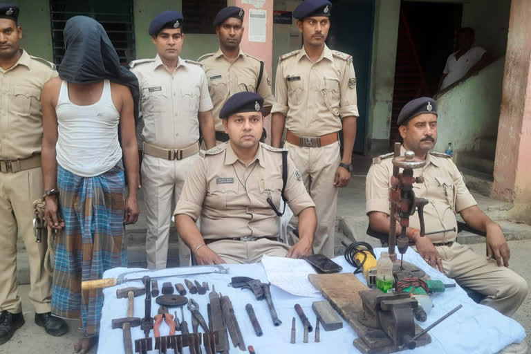 Mini Gun Factory Busted in Bhagalpur