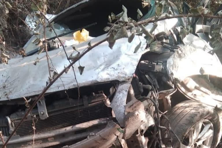 One person died after a car fell into a ditch at Nihari
