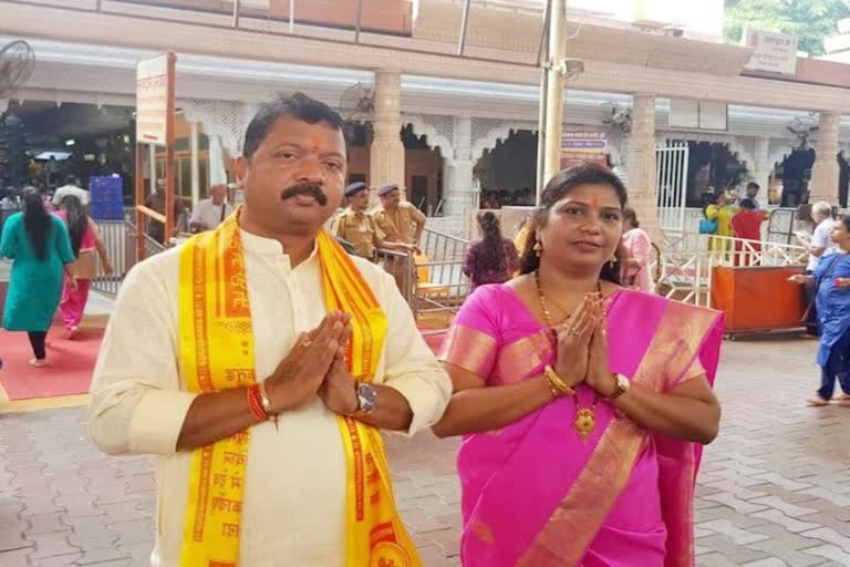 MLA Mangesh Kudalkar wife Rajni suicide