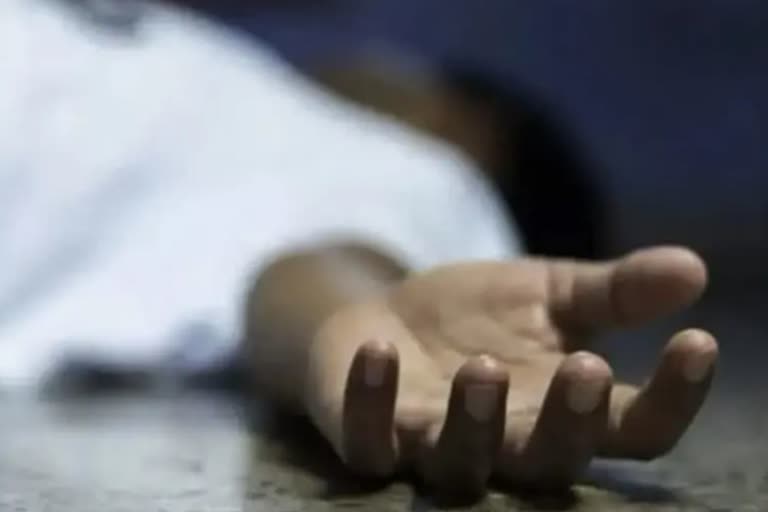 dead body found of four member of same family in ghazipur