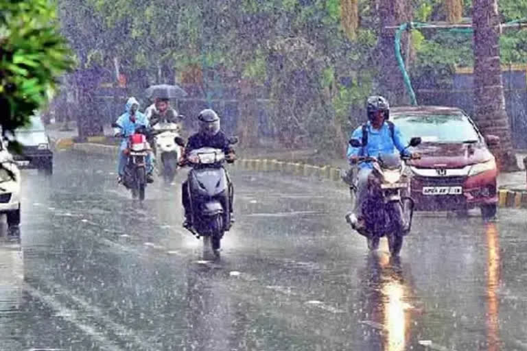 Rain in Hyderabad: నగరవాసులకు ఉపశమనం.. పలు ప్రాంతాల్లో వర్షం