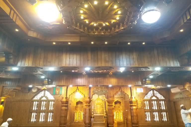 Interior design of masjid