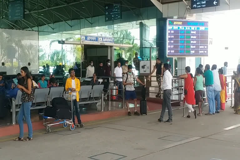 passengers-upset-due-to-rising-flight-ticket-price