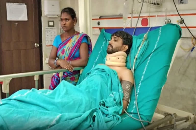 Girl slits throat of fiance in AP