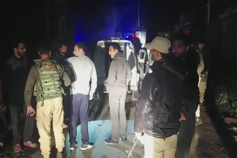 militants-attacked-police-station-budgam-no-causality-reported