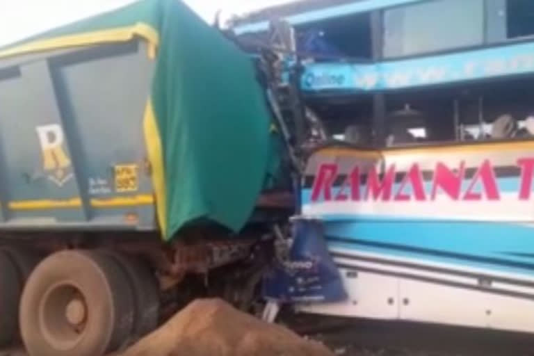 Accident at Tadanki flyover in Krishna district